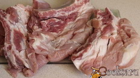 свиная котлета на косточке с летними овощами