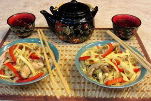 Лапша с куриной грудкой по-китайски