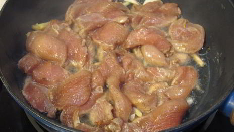 лапша с куриной грудкой по-китайски