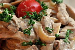 Лапша с курицей и грибами