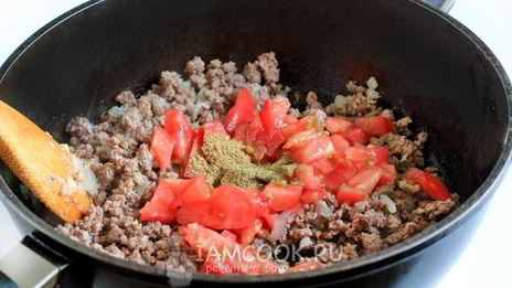 лазанья из лаваша с фаршем и сметанным соусом