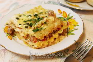 Лазанья с фаршем, помидорами и сыром