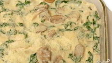 лазанья с курицей, грибами и шпинатом