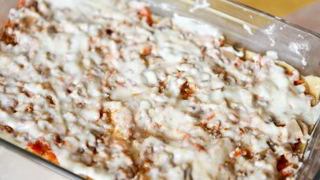 лазанья с мясом и грибами