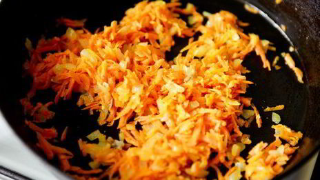 лазанья с мясом и грибами