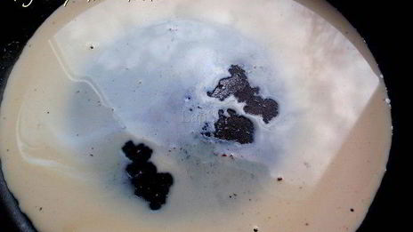 лапша с зеленым горошком и запеченной говядиной