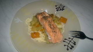 Лосось в пиве портер и спагетти с тыквой, перцем и чесноком