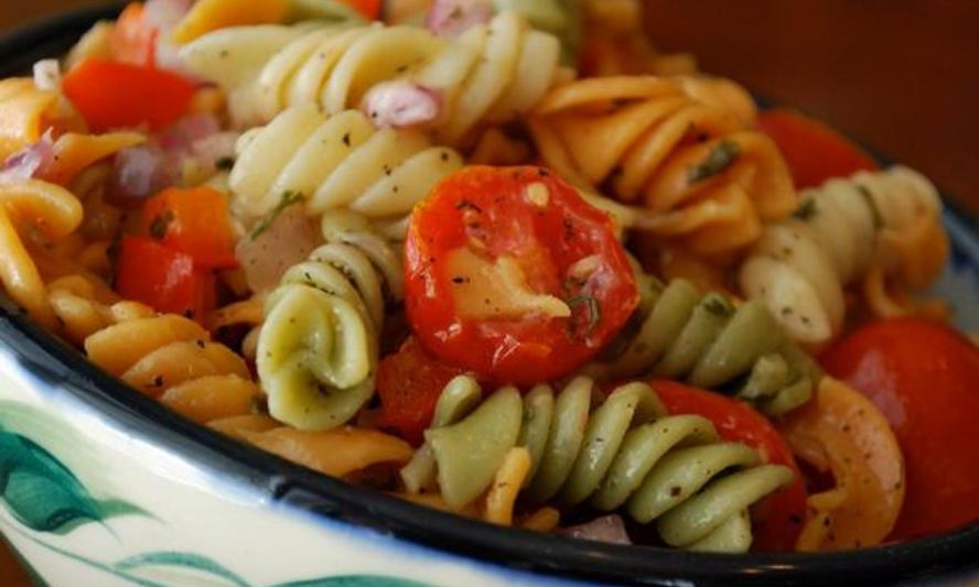 Рецепт макароны под сыром с овощами