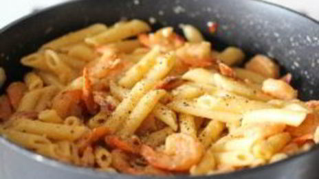 макароны с креветками
