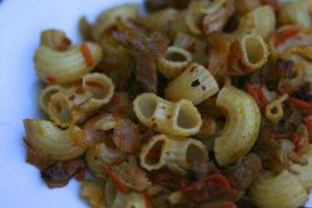 Макароны с курицей