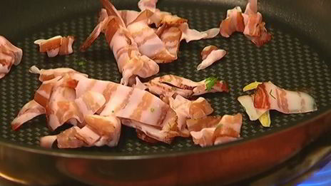 макароны с мидиями под соусом из сидра