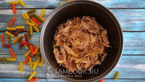 макароны с тушенкой в мультиварке