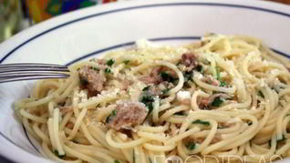 Макароны с тушенкой