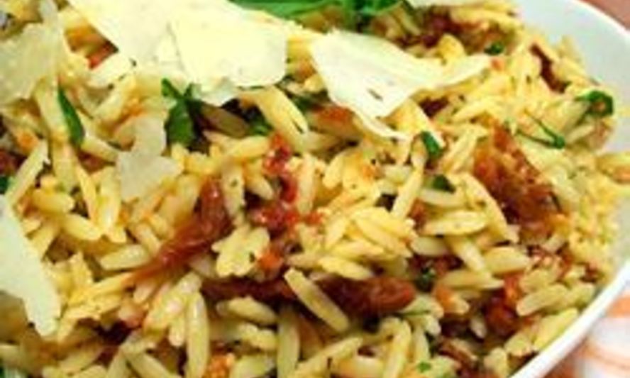 Рецепт макароны с вялеными помидорами и базиликом