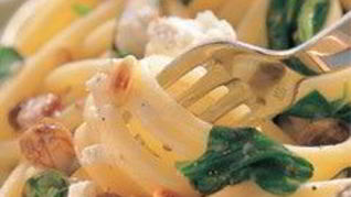 Макароны со шпинатом и рикоттой