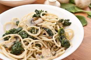 Макароны со шпинатом