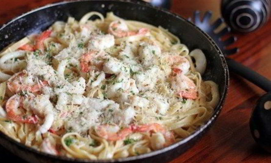 Рецепт паста феттучини альфредо со сливочным соусом