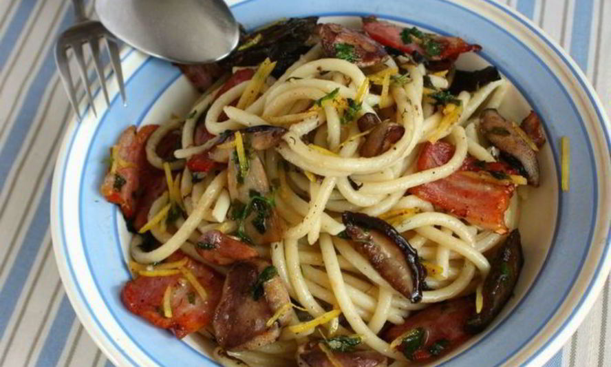 Рецепт паста с лесными грибами в лимонном масле