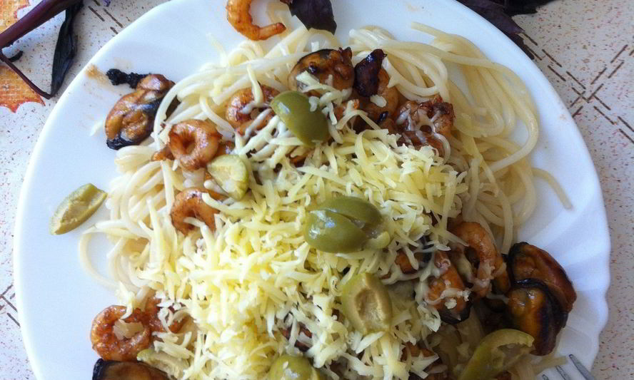 Рецепт паста с морепродуктами и соевым соусом