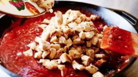 паста с моцареллой и курицей