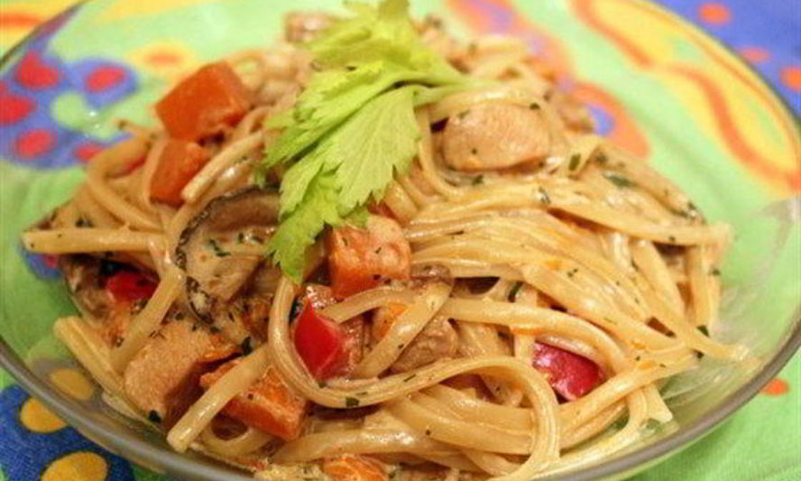 Рецепт паста с помидорами и курицей