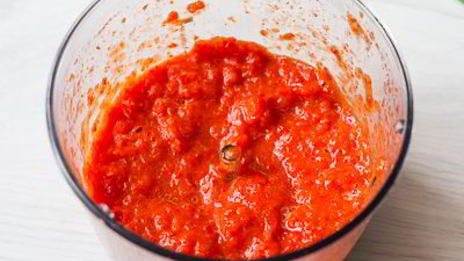 паста с соусом из печеного сладкого перца