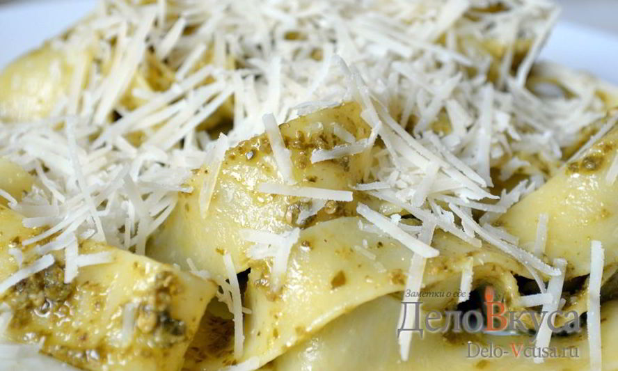 Рецепт паста с соусом песто и сыром пармезан