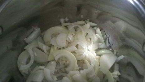 паста с томатно-овощным соусом