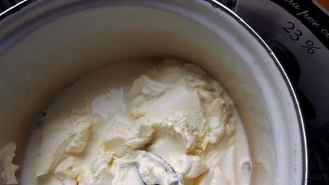 паста, запеченная со сливочно-куриным соусом и капонатой