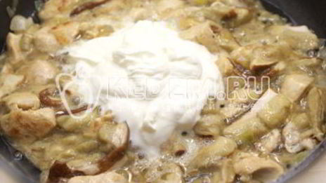 спагетти с грибами и курицей