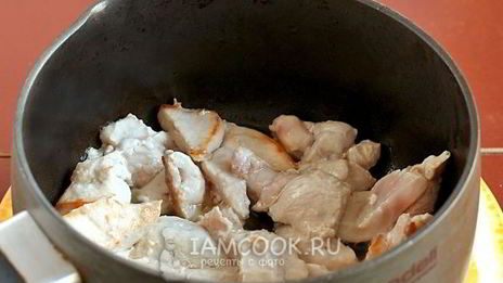 спагетти с курицей в сметанном соусе