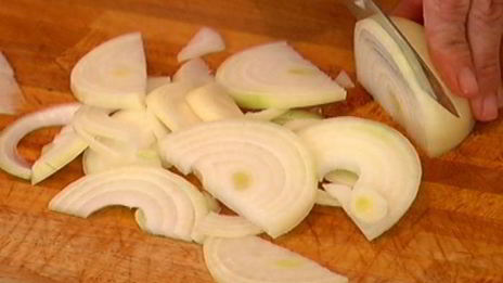 спагетти с луком и анчоусами