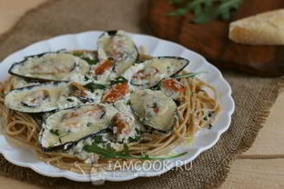 Спагетти с мидиями в сливочном соусе