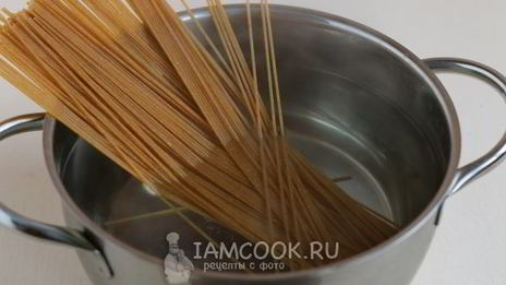 спагетти с мидиями в сливочном соусе