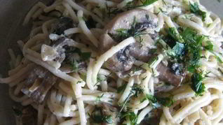 Спагетти со сливочным соусом