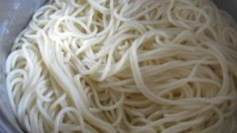 спагетти со сливочным соусом