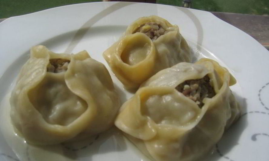 Рецепт манты дружба с тройным мясом