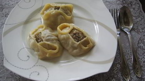 манты дружба с тройным мясом