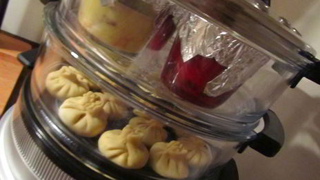 манты с говядиной, имбирем и мятой