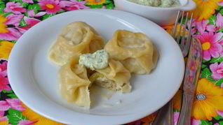 Манты с курицей