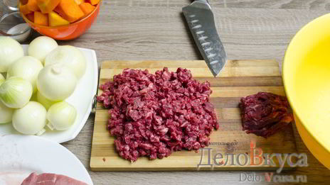 манты с мясом и тыквой в мультиварке