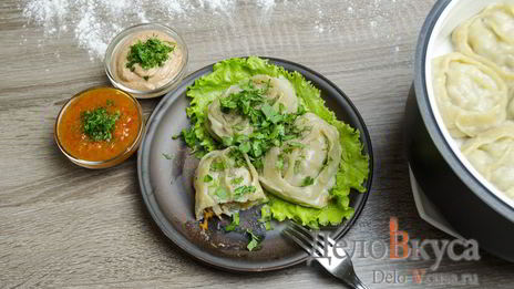 манты с мясом и тыквой в мультиварке