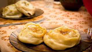 Манты с тыквой и мясом по-узбекски