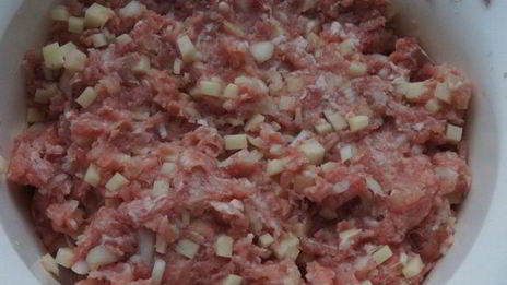 манты со свининой и картофелем