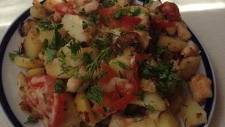 Картофель по-французски на сковородке