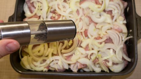 мясо по-французски классически в духовке с картошкой