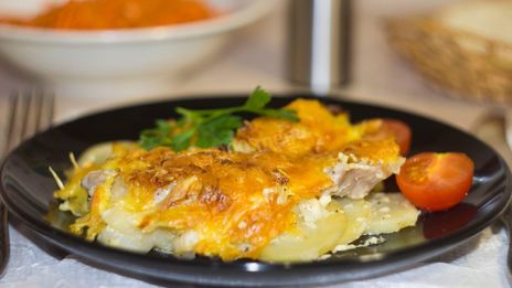 мясо по-французски классически в духовке с картошкой