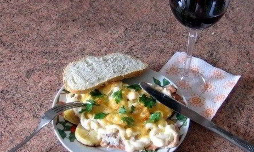 Рецепт мясо по-французски с картофелем и помидорами