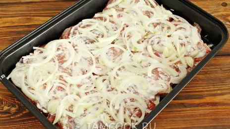 мясо по-французски с картошкой и помидорами