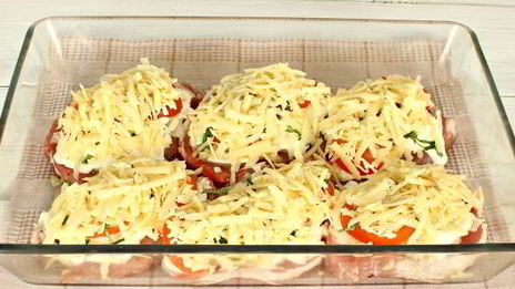 мясо по-французски с помидорами